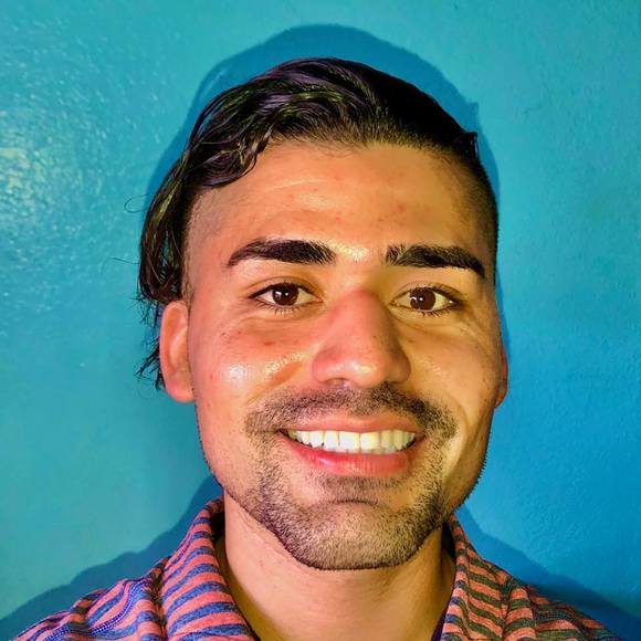 Meet your Posher, Salvador - Picture 1 of 1